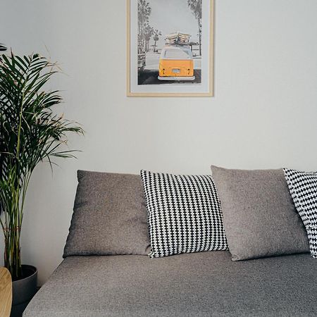 Charmante Maison Avec Jardin Sans Vis-A-Vis Saint-Fons Exteriör bild