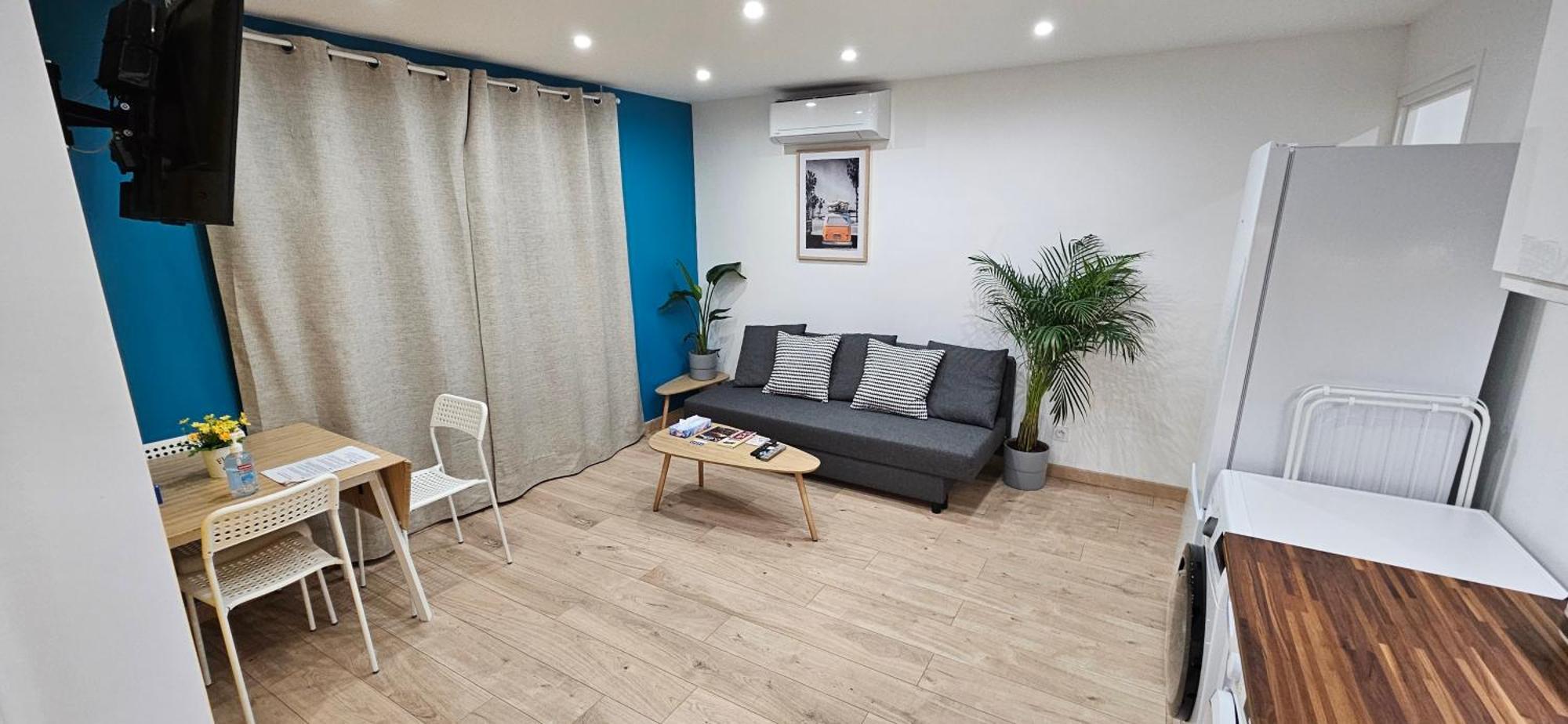 Charmante Maison Avec Jardin Sans Vis-A-Vis Saint-Fons Exteriör bild