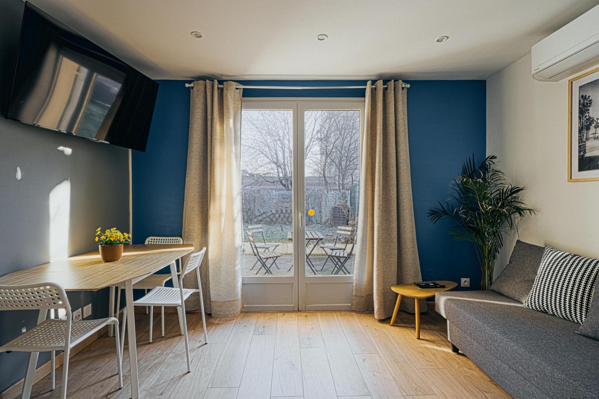 Charmante Maison Avec Jardin Sans Vis-A-Vis Saint-Fons Exteriör bild