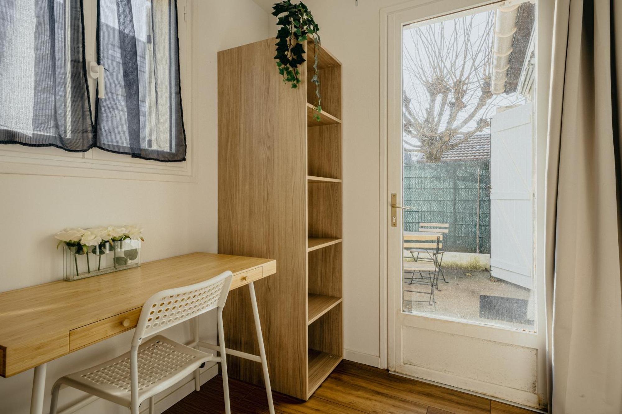 Charmante Maison Avec Jardin Sans Vis-A-Vis Saint-Fons Exteriör bild